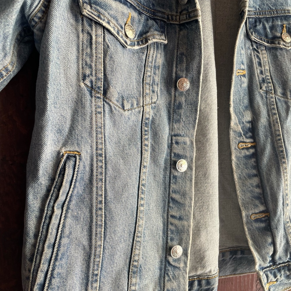 Jean jacket - Picture 11 of 14